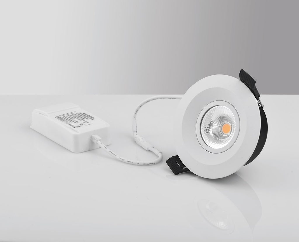 BE-8853 230V 5W 3000K VIPB6STK