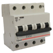 Automatsikring 3P+N 32A C 6kA