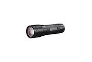 KRAFTFULD LYGTE M/FOKUS. 450 LUMEN. IP54