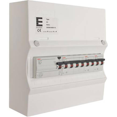 Færdigmonteret gruppetavle - HPFI - 1x16A 3P+N, 2x13A 1P+N - Hvid