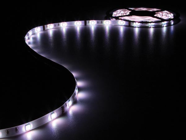 Stænktæt LED strip (IP61) - 12V, 30 RGB LED/m (5 meter)