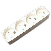 4-stikdåse u/jord m/blindhul hvid 250V 10A