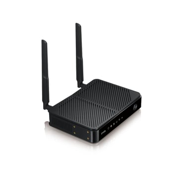 ZYXEL LTE3301 PLUS LTE ROUTER med 1 års Nebula Pro 4G LTE-3301PLUS-EU0102F
