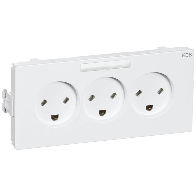 LK Clic line  stikkontakt trippel EDB  m. j hvid