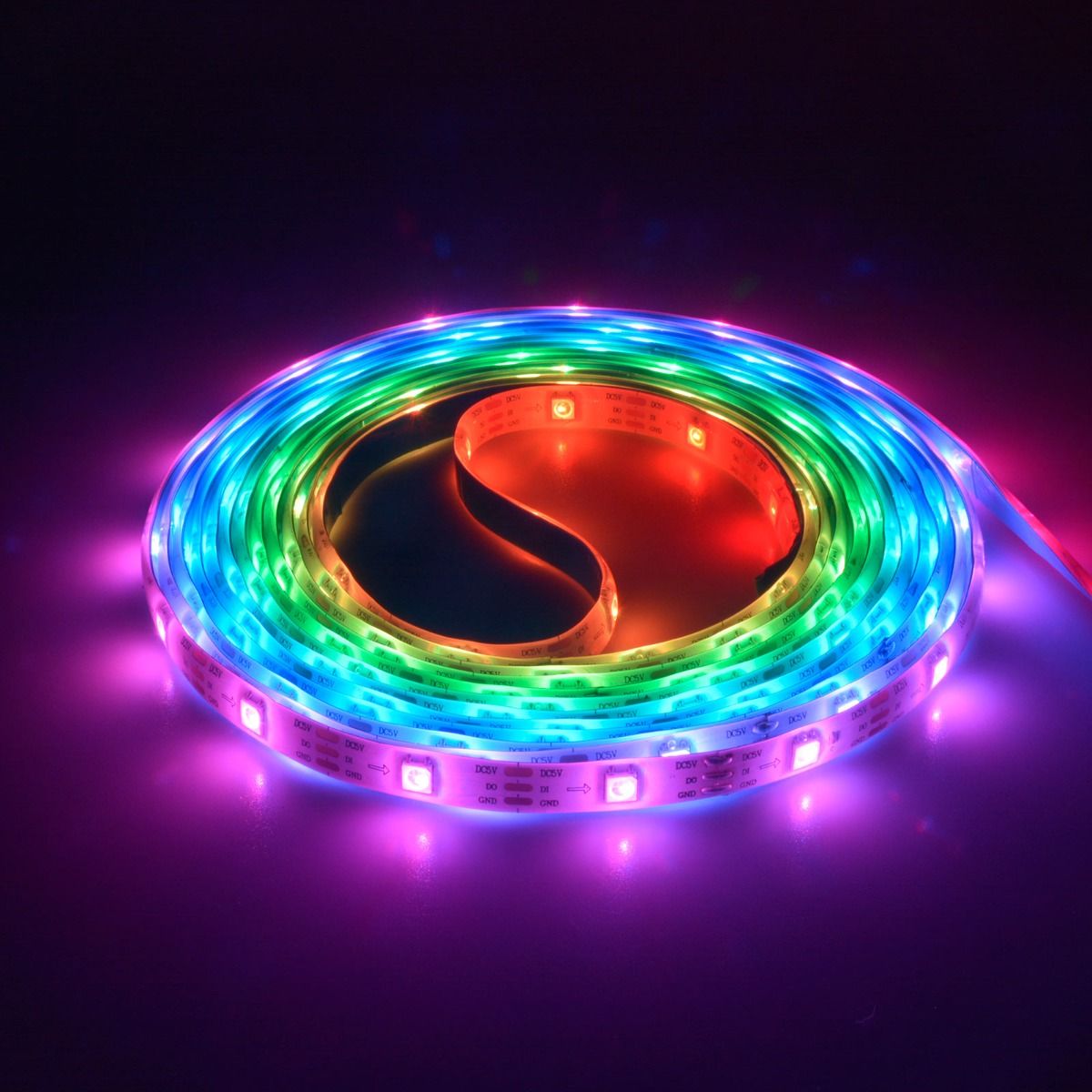 L3 Wi-Fi RGBIC Smart LED-stripsæt m. controller, IP54 (5m)