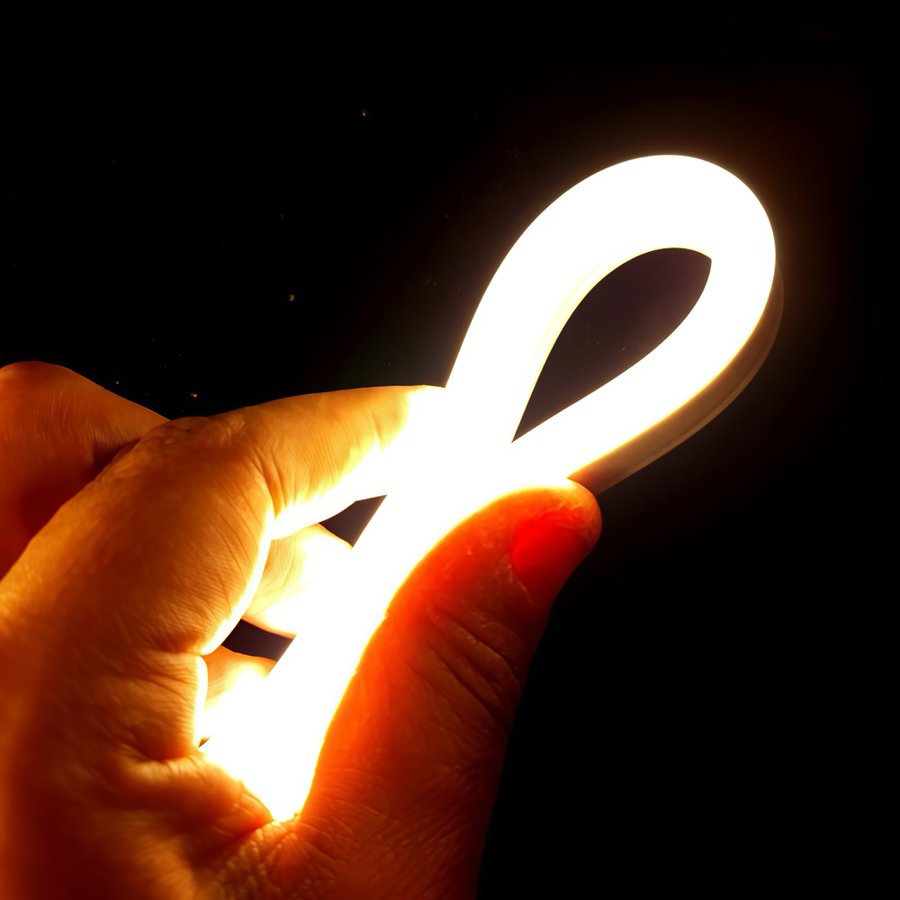 Varm Hvid 8x16 CLIP-ON Neon Flex LED Strip - 8,5W pr. meter, IP67, 24V