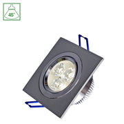 Firkantet LED-spot med 3 LED-pærer på 3x1W, 45° spredning og 230V indgang - Effekt: 3W, Lysstyrke: 250lm, Farvegengivelse: RA80