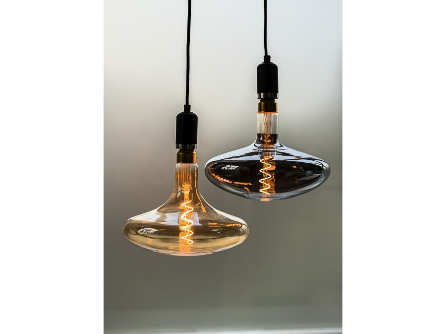 LED filament "Pinot Black" pære - 240V / 4W, E27 (2200K)