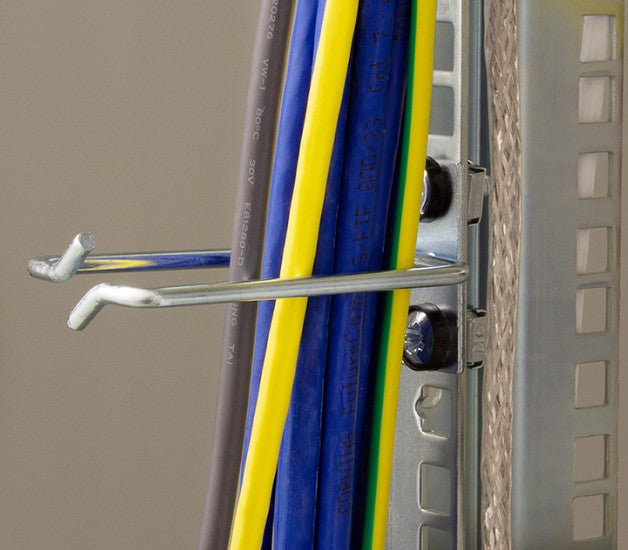 Kabelføringsring til 19" rack - 40x80mm, stål (2 stk.)