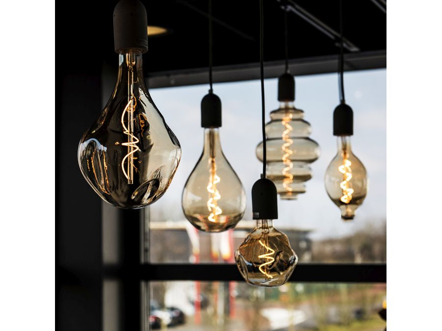 A165 LED "Big jenny" pære - 240V / 4W E27 (2200K), Gold