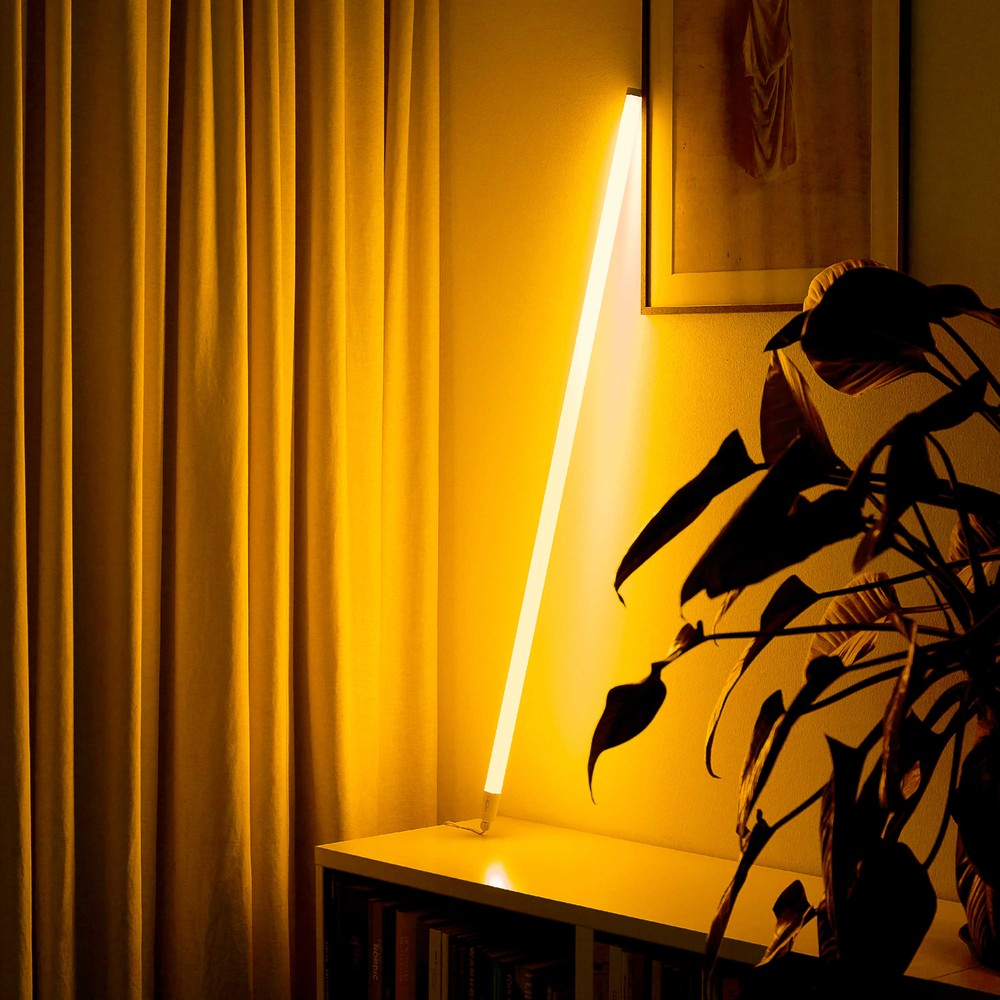 LEDlife Neon Tube LED 120 cm, Gul inkl. ledning - Designer rør, 18W, 230V, IP67