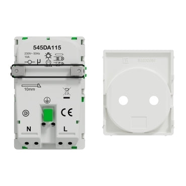 LK Fuga Wiser stikkontakt med afdækning og jord, 1½ modul, hvid