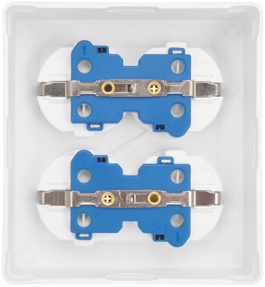 Stikkontakt schuko med 4 udtag i hvid