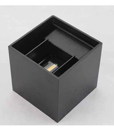 6W LED sort væglampe firkantet.