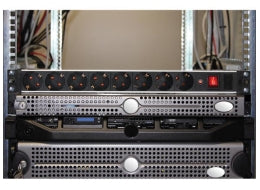 Stikdåse - 8 x CEE7/3, til 19" rack, Sort (2m)