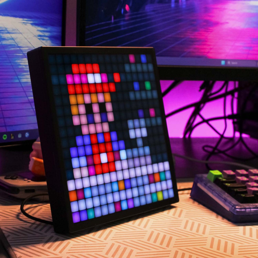 16x16 Pixel Bluetooth LED-display med 5V USB-strømforsyning - Effekt: 10W