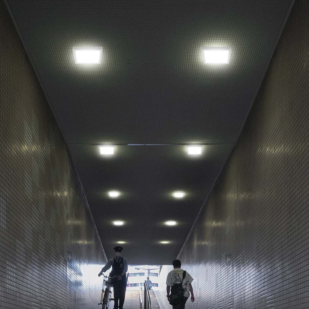 24W bagbelyst panel - 3000K, påbygning, kvadratisk, 2500lm, RA80