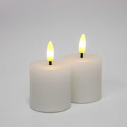 LED Bloklys med flammeeffekt, hvid, inkl. fjernbetjening og timer, 2 stk, ægte stearin, 5x5 cm