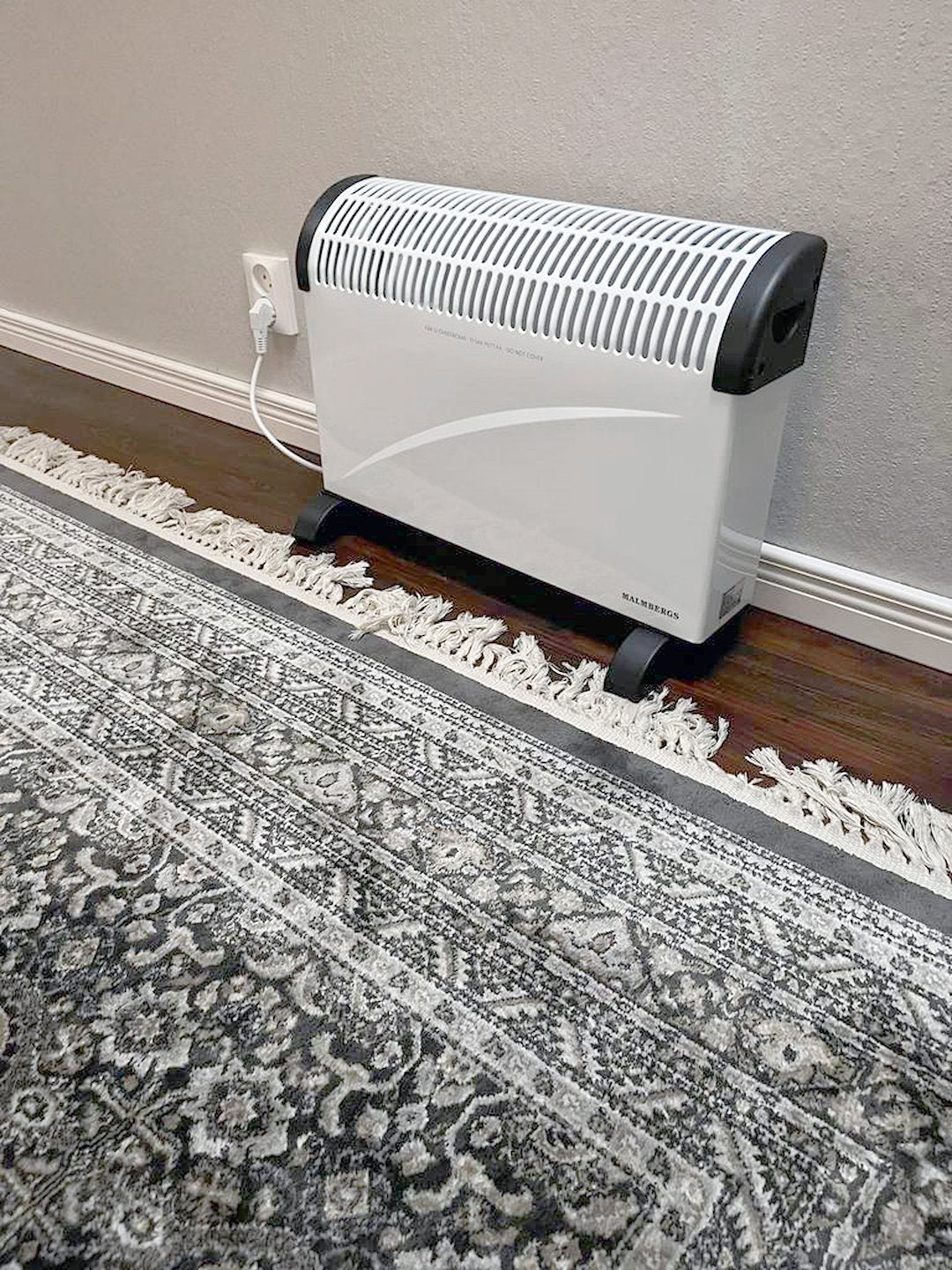 Konvektorradiator med turboblæser