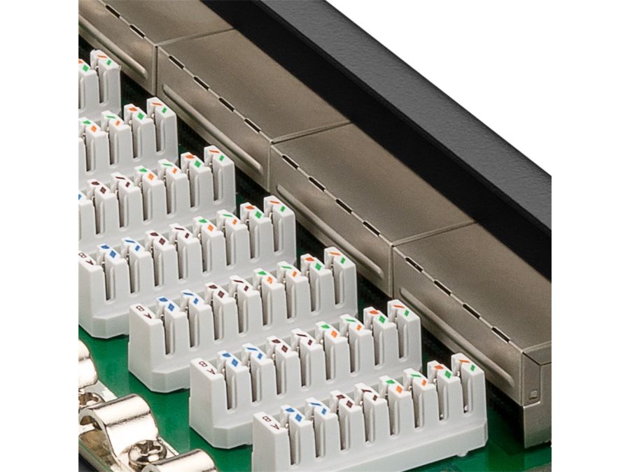 10" CAT6a Patch Panel - 12 x RJ45 skærmet, Sort