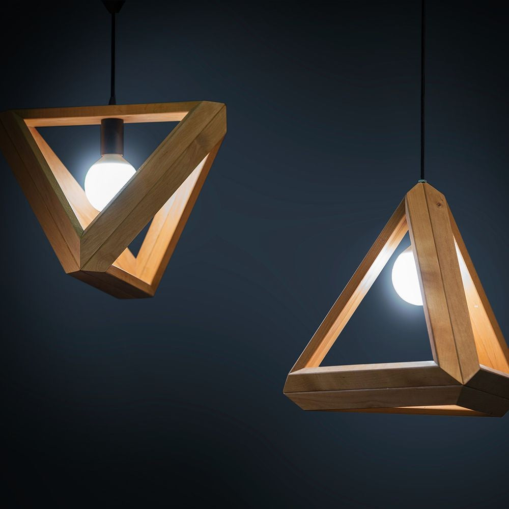 4,5W LED Pære i Plastik med E14 Fatning - 3000K, 470lm - Energibesparende belysning til dit hjem