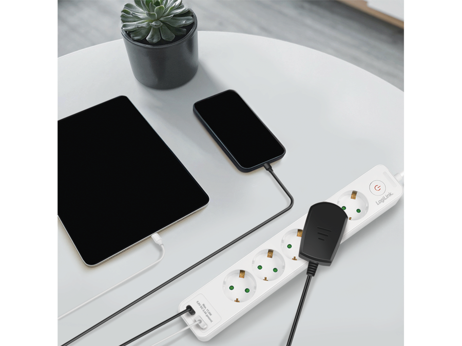 Stikdåse - 5 x CEE7/3 hun, USB-A+C, m. kontakt, Hvid (1,5m)