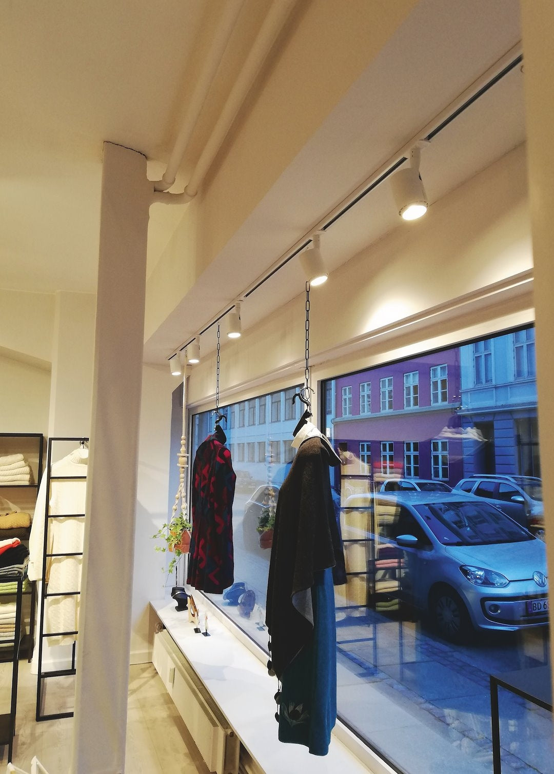 VELO LED TRACK LIGHT, 1-FASET, HVID, 8W, 230V