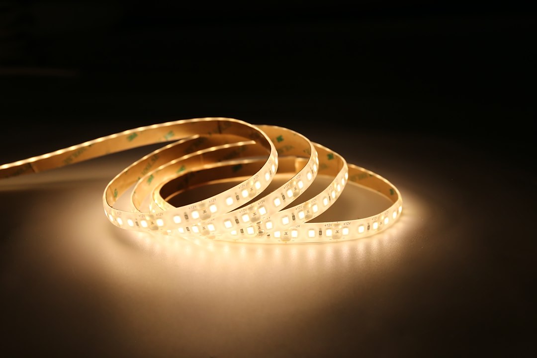 LED STRIP 24V 5M 2800K IP65