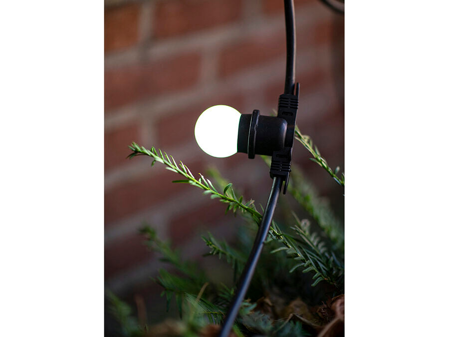 Prof. udendørs lyskæde u. pærer - 40 x E27 sokler (20m)