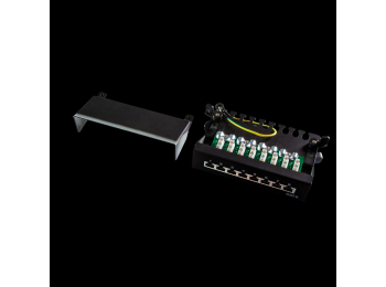 Patch panel - 8 x RJ45 CAT6 skærmet, Sort