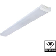 SLC Universal Loftlampe 1200mm 3000K/4000K sensor