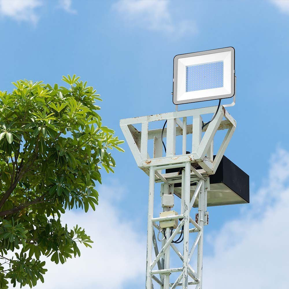 V-Tac 300W LED projektør med Samsung LED chip - Udendørs arbejdslampe, erstatning for 1500W, IP65, 26390lm, RA70, 5 års garanti