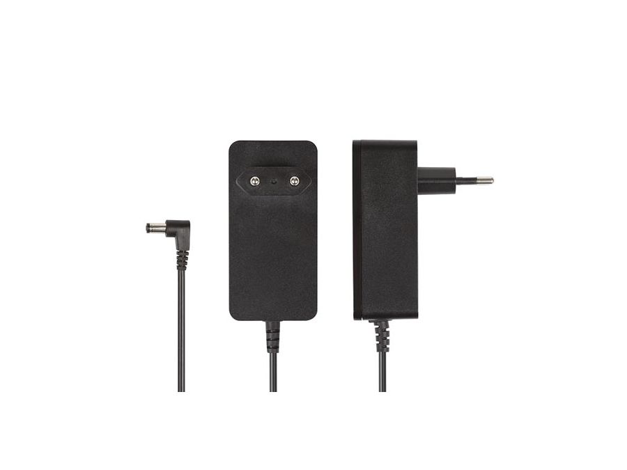 Netadapter - 15Vdc / 30W (2A) switchmode, EUP 5,5x2,1mm