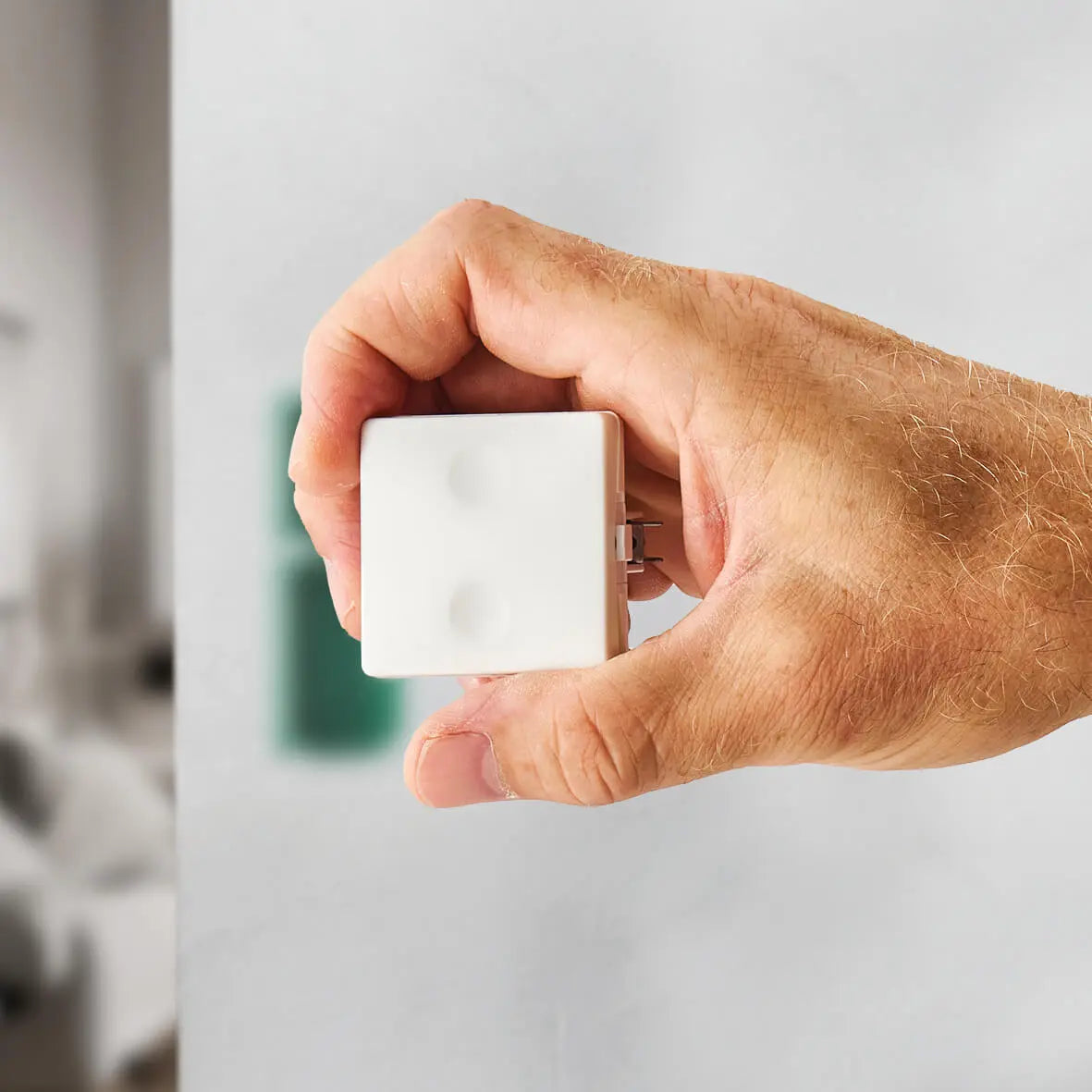 FESH SWITCH Curveline Afbryder Korr. 1,0 - Hvid