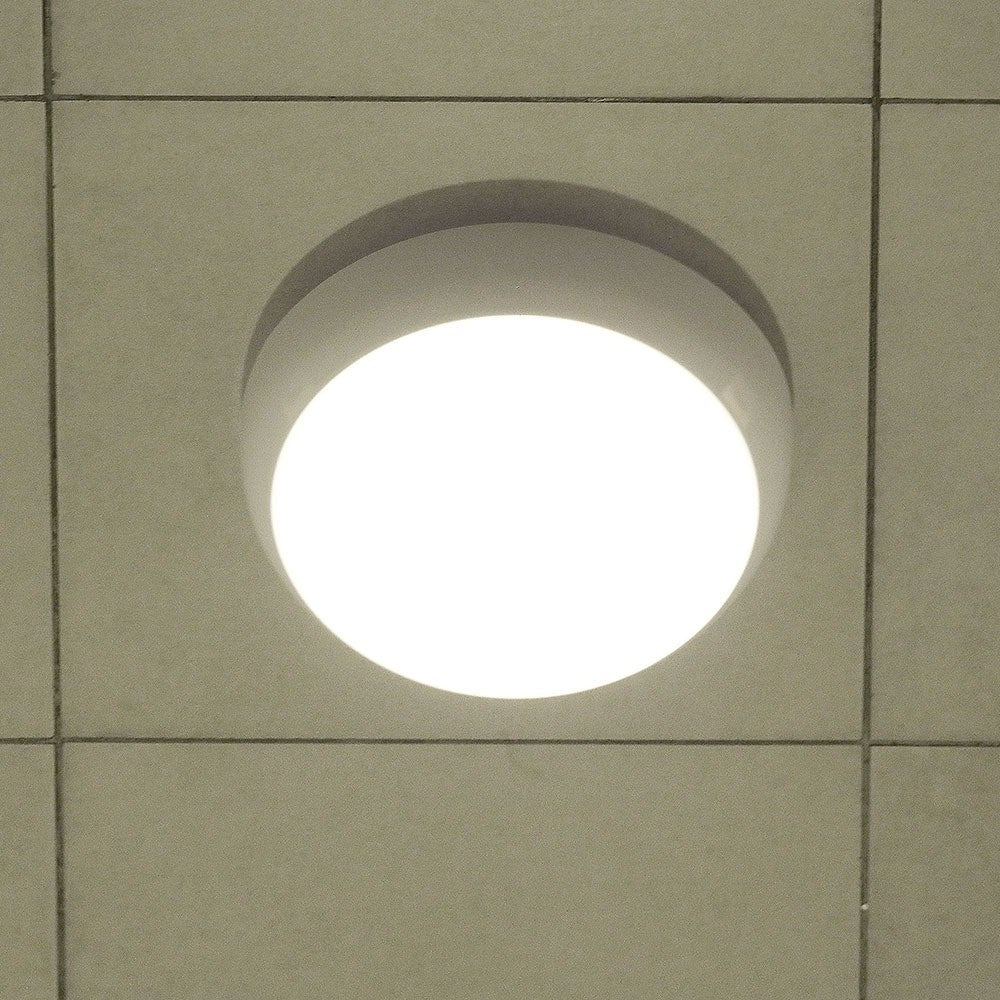 10W Fuldt Runde Dome Lys - Nødbatteri, Samsung Chip, 4000K, IP65, 720lm, RA80, 3 års garanti