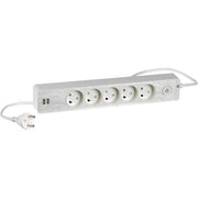 LK stikdåse 5R uden jord 1,5m afbryder glimampe 2usb hvid+aluminium