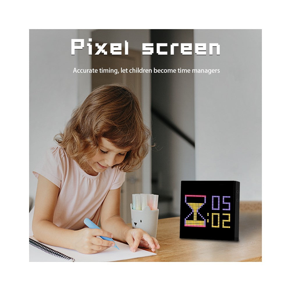 32x32 Pixel Bluetooth LED Display med 10W Effekt og 5V USB Input - Perfekt til brugervenlig visning og tilslutning.