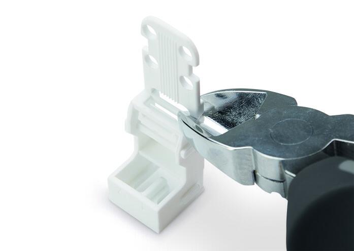 Mont.holder 221-serie klemmemuffe, lodret, snap-in, Sort