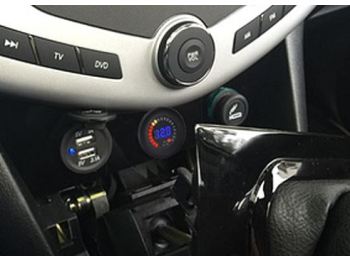 24V bil-batteri panel-voltmeter - 5-30Vdc, Farve-LED displ.