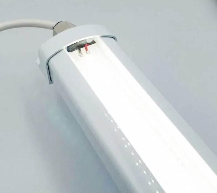 LEDlife 50W Philips LED vækstarmatur - 112,5 cm, RA95, fuldt spektrum, IK05, IP65