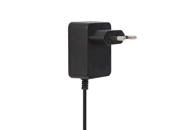 Netadapter - 9VDC / 1A switchmode (5,5x2,5mm)