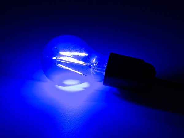 Kulørt LED pæresæt (4 farver) - 230VAC 4,5W E27 (4 stk.)