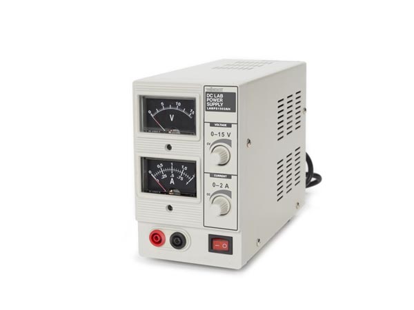 Laboratorie strømforsyning - 0-15V / 2A, analog