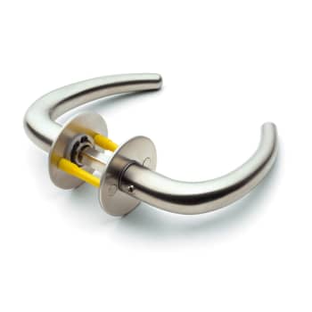 dørgreb cu-form m/ro 58-82 l18 monteret massiv roset ø50x2mm