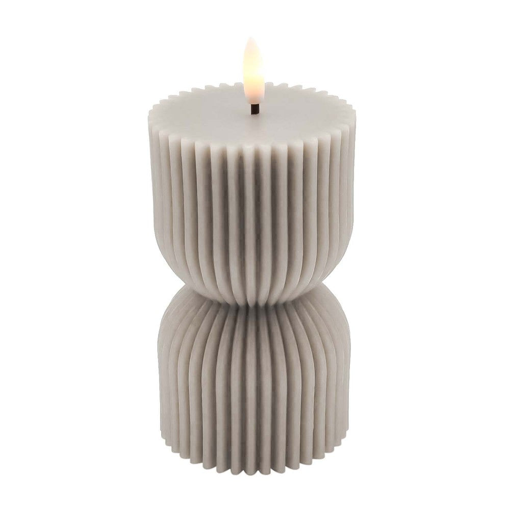 LED Timeglas lys med flammeeffekt, grå, 13.5cm høj, Ø7.5cm, fjernbetjening, timer, ægte stearin