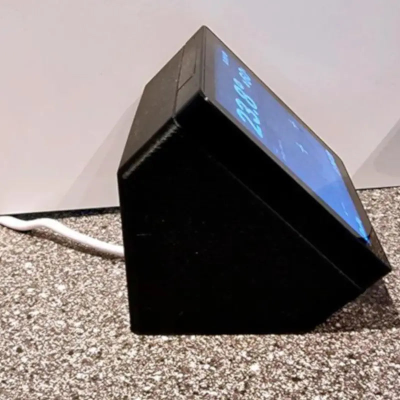 Shelly - Wall Display bordstander - 45 grader - Sort