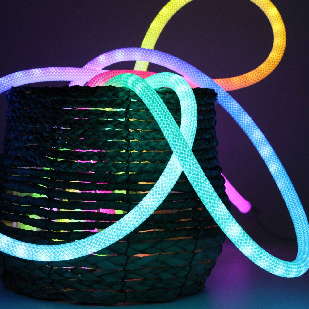 3m RGBIC Neon flex slange med Bluetooth App og fjernbetjening - Vævet reb, USB-opladning - Komplet sæt til lysdekorationer.