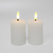 LED Bloklys med flammeeffekt, hvid - 2 stk, inkl. fjernbetjening og timer, 7,5 cm høj, Ø5 cm, ægte stearin
