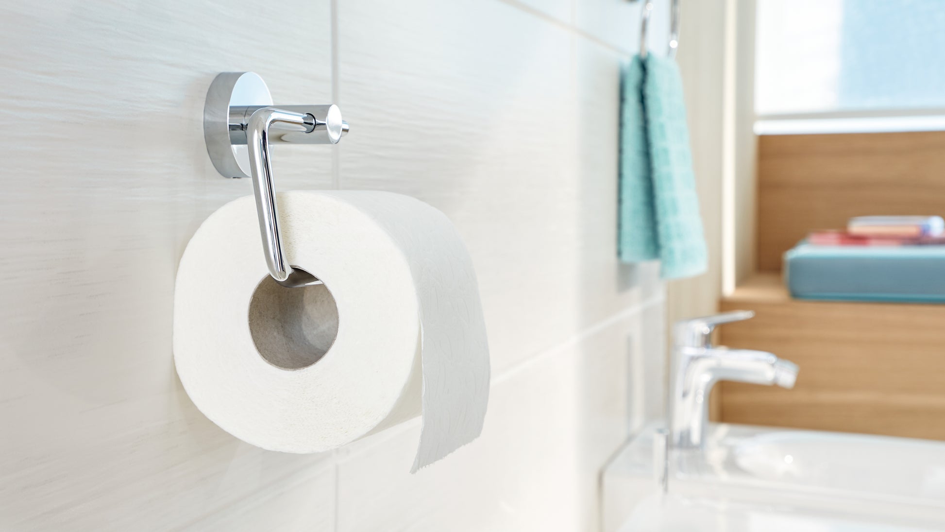 tesa® Smooz toiletpapirholder uden låg krom