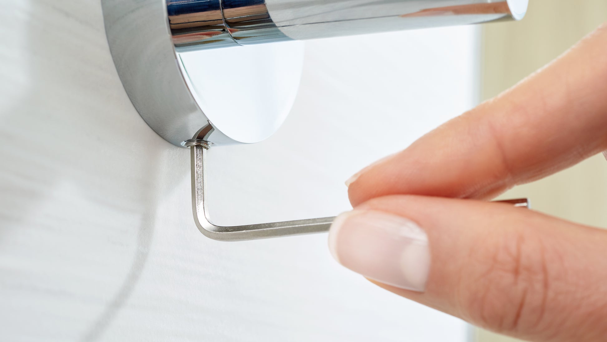 tesa® Smooz Badehåndklædestang Dobbelt krom